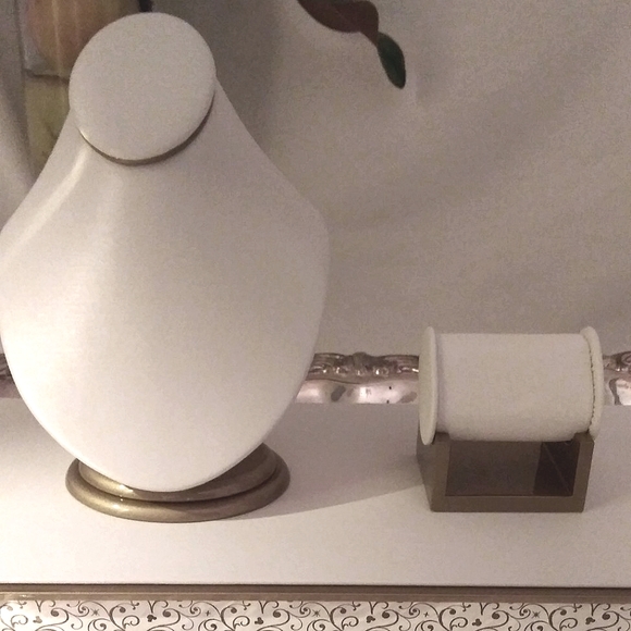 Jewelry Display Stand -47 piece set NWT - Picture 4 of 9